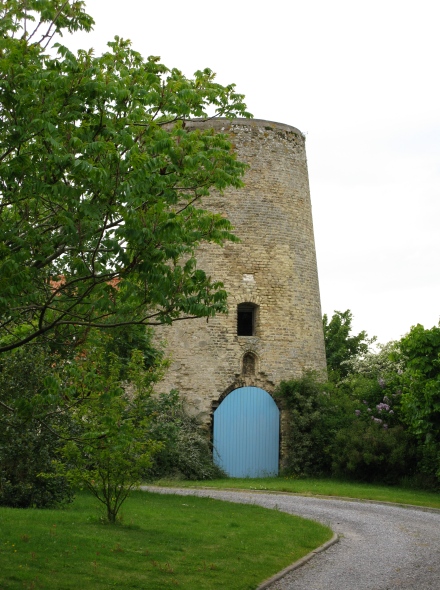Ancien moulin � Bonningues les Calais
