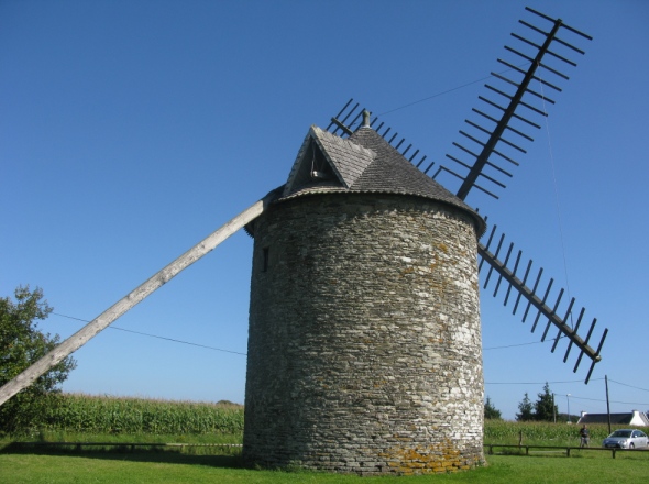 Moulin du Kercousquet - Clohars Carnoët - derrière