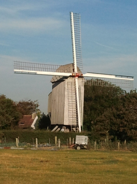 Le moulin Michel avec de belles ailes