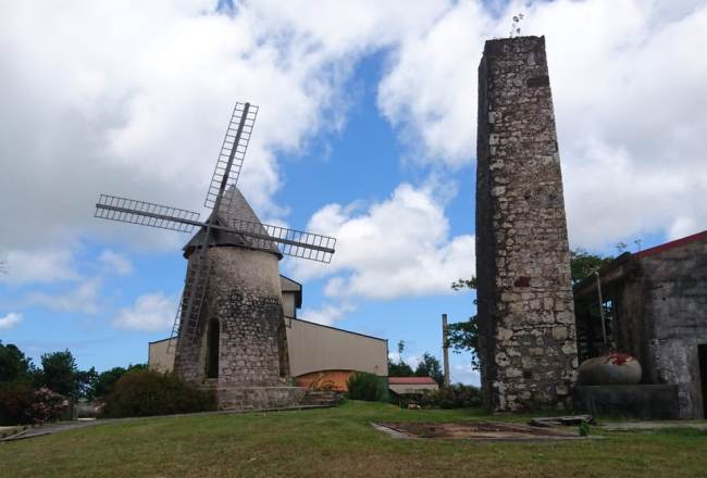 Moulin de la distillerie Bellevue - Grand Bourg - Marie Galante