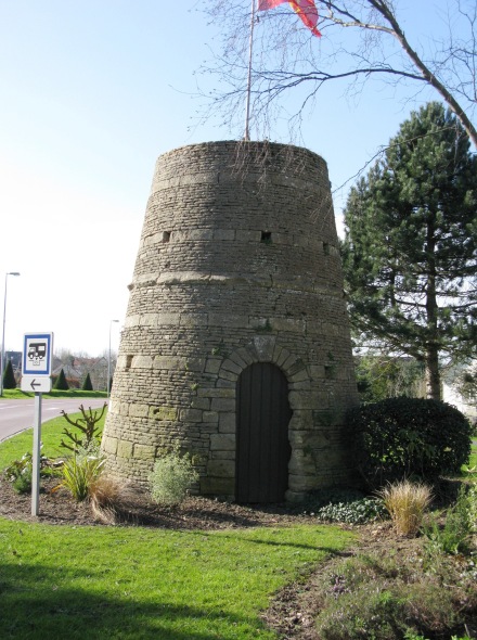 Ancien moulin turquois  Grancamp Maisy, de l'autre ct