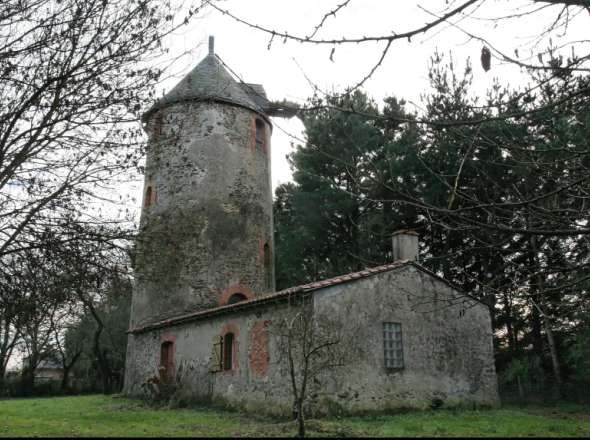 Le moulin Rouge - Bouzill