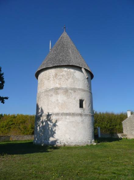 Le moulin de la Brée , vue arrière