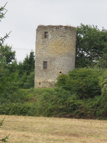 Ancien moulin à Lamothe Landerron