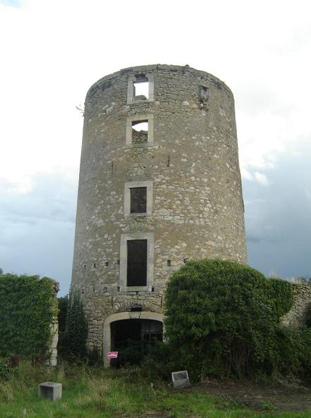 Ancien moulin situ  Marquise