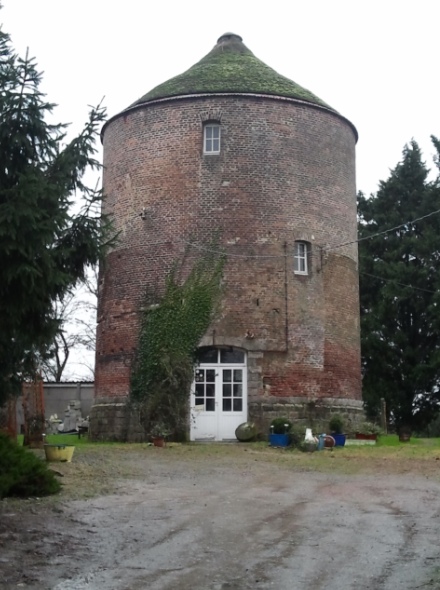 Moulin Savary � Neuville St R�my