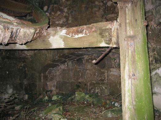 Niche dans le mur du moulin