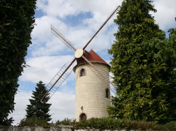 Moulin du Biot à Soulignac, autre angle de vue