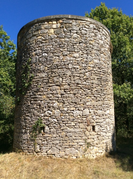 Ancien moulin à St Cyprien, autre vue