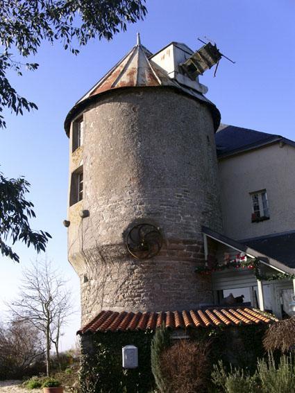 Moulin de Chaugent - St Etienne de Montluc