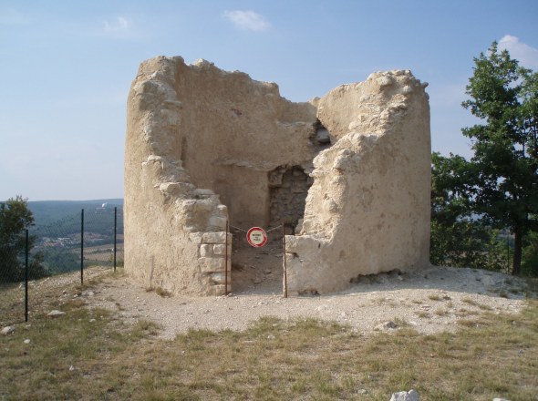 Les vestiges du moulin jusqu'en juillet 2009